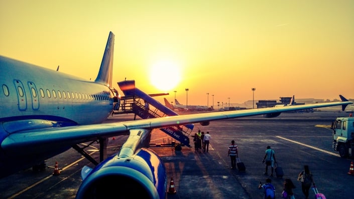 aeroplane-air-air-travel-723240 (1)